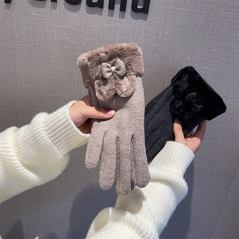 Wool Glove Lined - قفازات نسائية مبطنة بالصوف تعمل باللمس