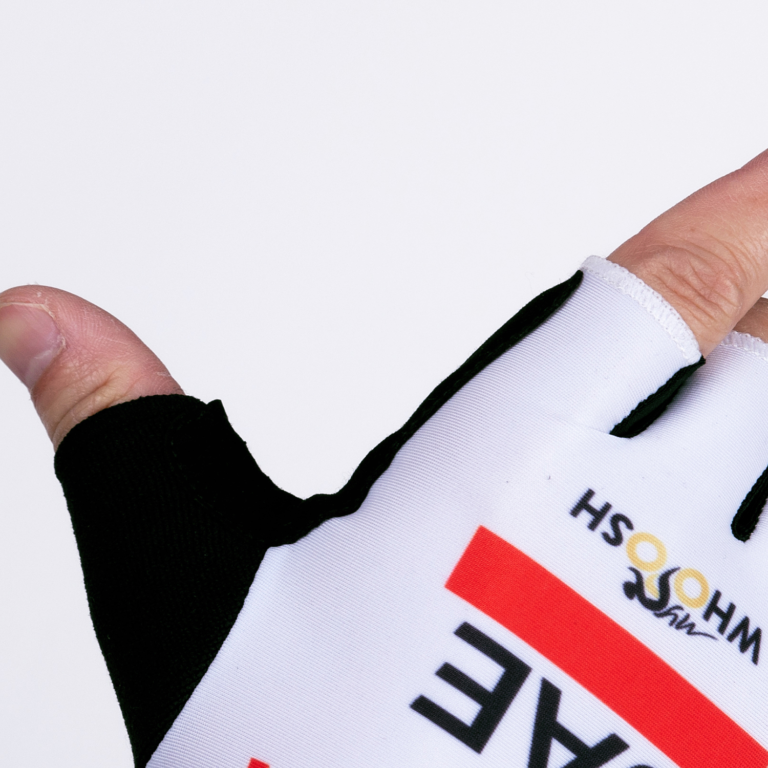 قفازات الإمارات العربية المتحد - مراجعة Workout Glove Gym وسعره