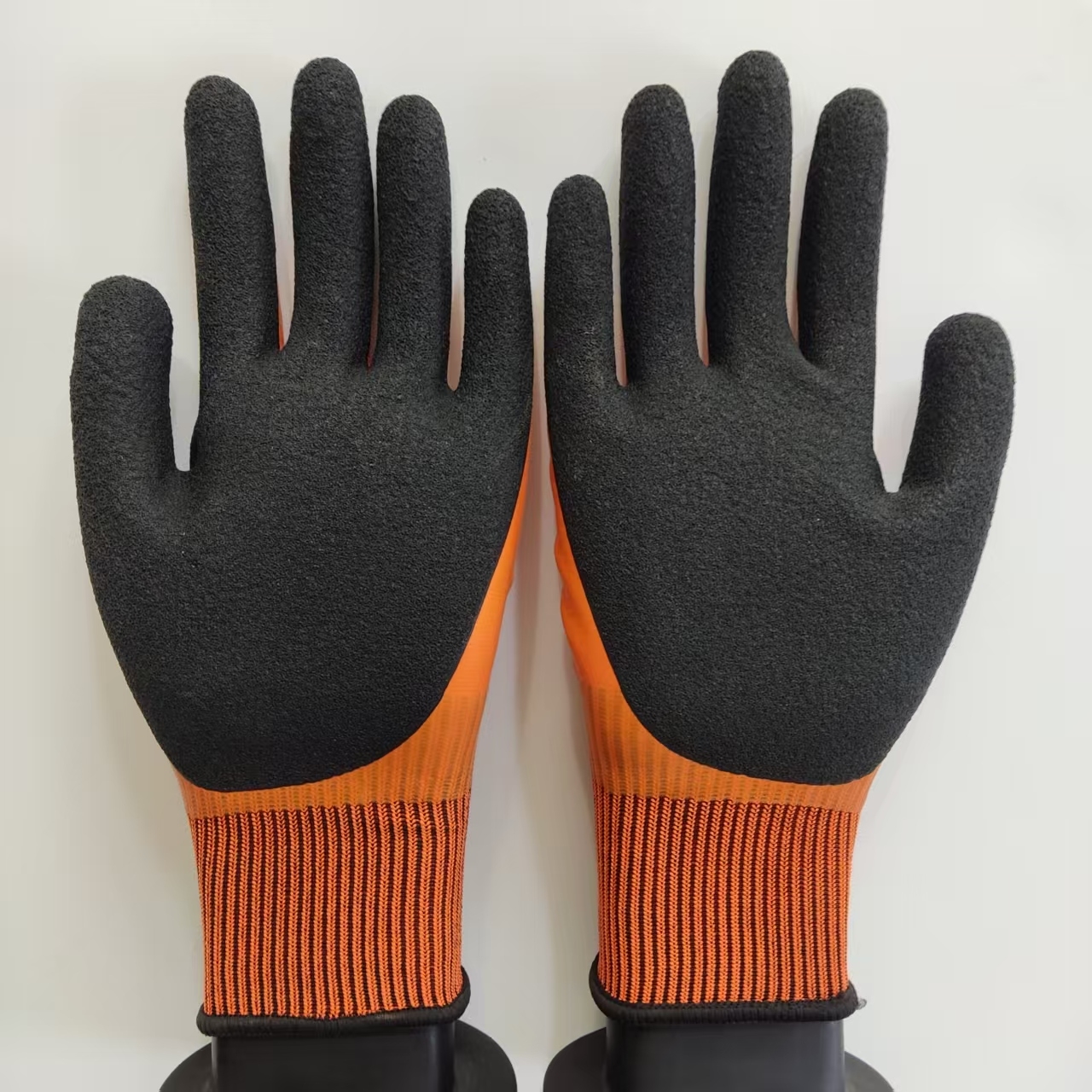 1 زوج قفازات العمل مطاط مقاوم  - مراجعة Gardening Glove Waterproof وسعره