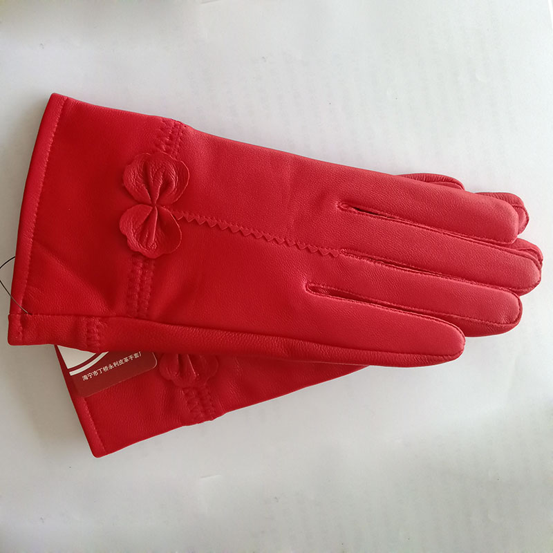 قفاز نسائي شتوي دافئ من الجلد  - مراجعة Wool Glove Lined وسعره