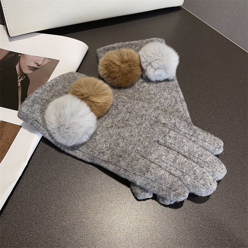 قفازات نسائية من الصوف بنقشة م - مراجعة Wool Glove Lined وسعره