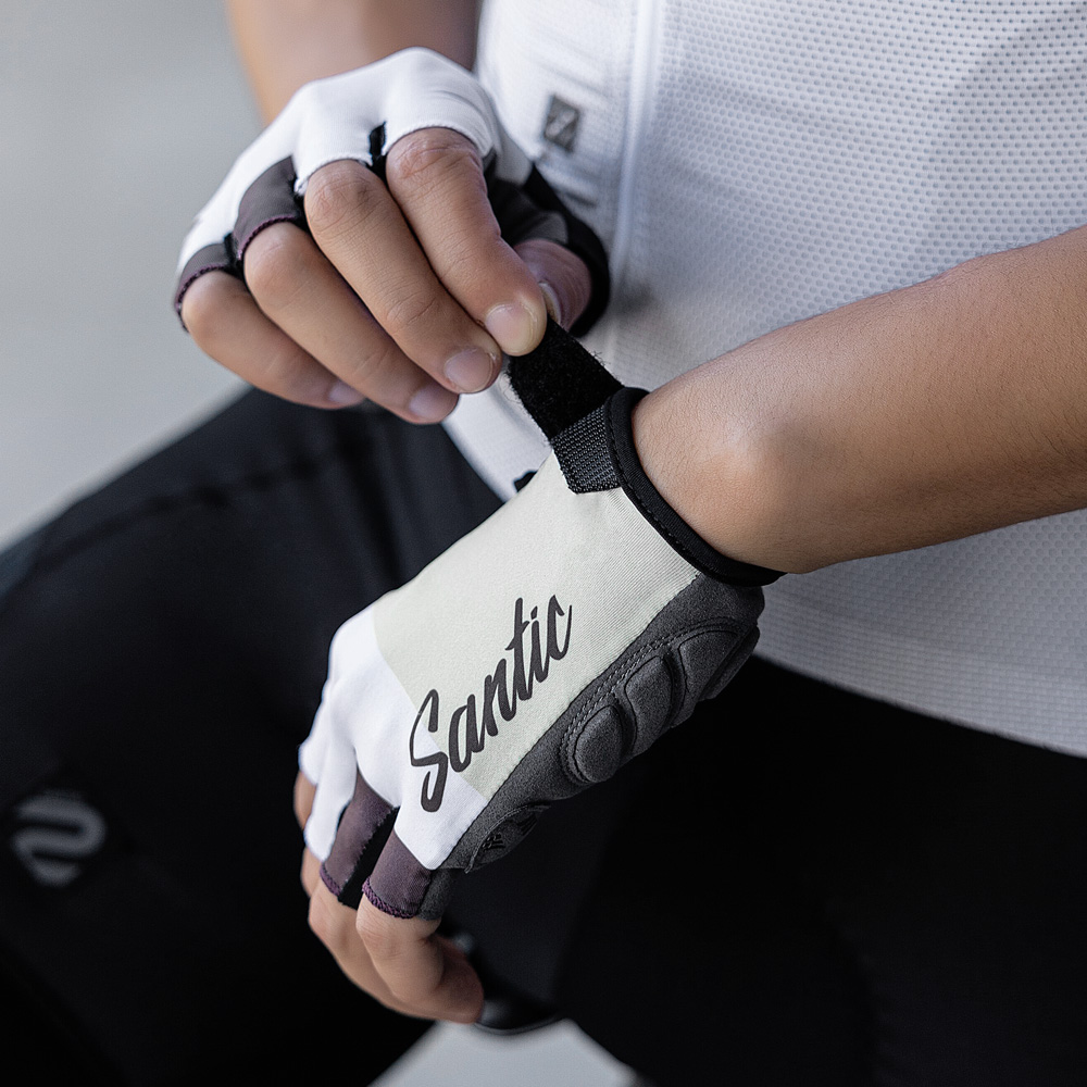 Santic للجنسين نصف قفازات ركوب - مراجعة Gardening Glove Waterproof وسعره