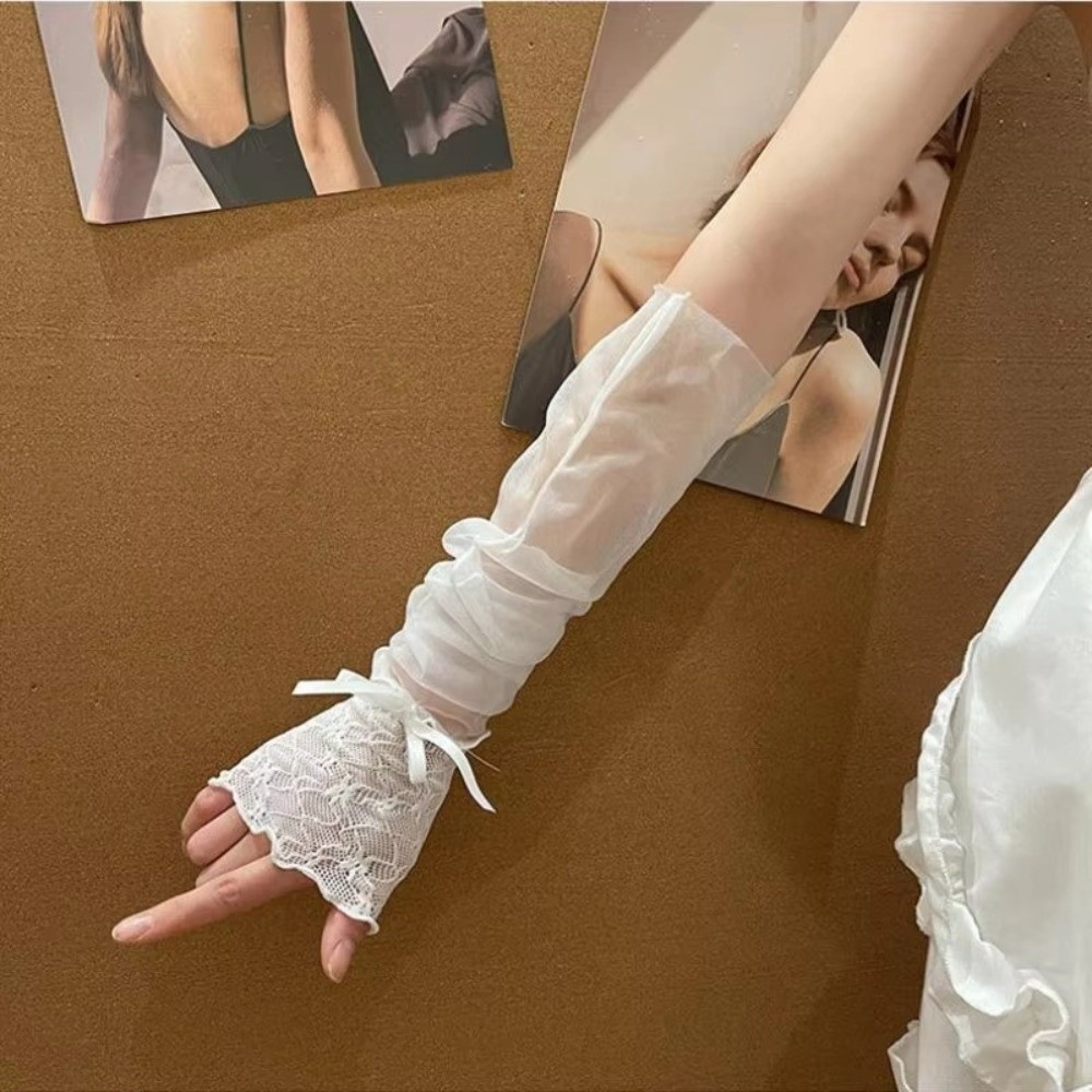 قفازات شبكية شفافة بتصميم Y2K  - مراجعة Fingerless Glove Knit وسعره